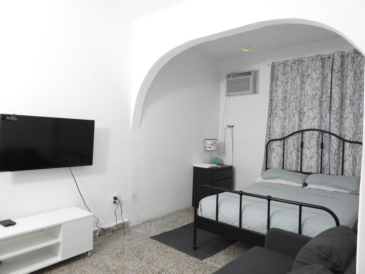 Casa Del Sol-Unit A Villa Bayamon Exterior photo